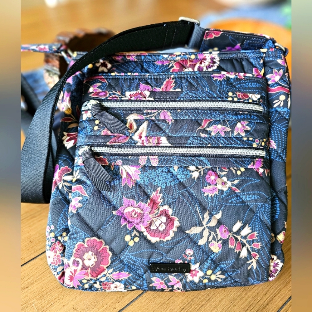 Vera Bradley Triple Zip Hipster in Garden Dream pattern